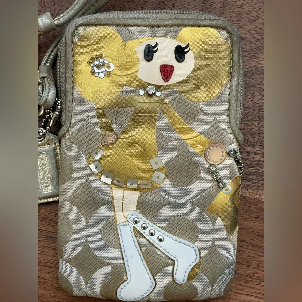 Coach Poppy Chan Goldy Wristlet with Box